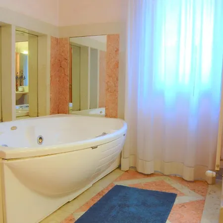 Les Suites Πανσιόν Πάδοβα
