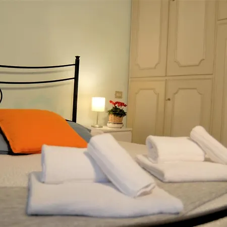 Les Suites Πανσιόν